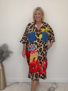 Load and play video in Gallery viewer, Smile dress
