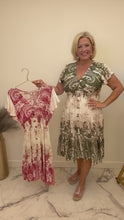 Load and play video in Gallery viewer, Denise dress
