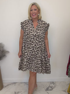Load and play video in Gallery viewer, Piper dress
