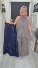 Load and play video in Gallery viewer, Jenna Co-ord - 5 colours
