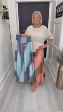 Load and play video in Gallery viewer, Kennedy trousers - 3 colours
