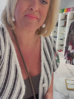 Load and play video in Gallery viewer, Freya bag
