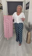 Load and play video in Gallery viewer, Bobbie trousers - 6 colours
