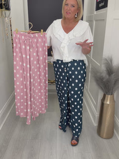 Load and play video in Gallery viewer, Bobbie trousers
