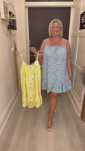 Load and play video in Gallery viewer, Abby dress - 8 colours
