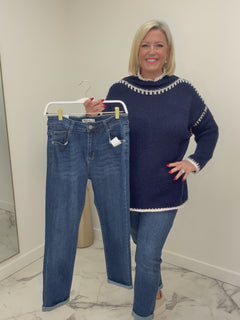 Load and play video in Gallery viewer, Mandy jeans
