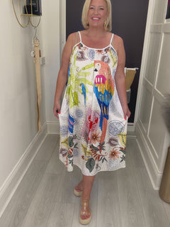 Load and play video in Gallery viewer, Parrot dress. LAST ONE
