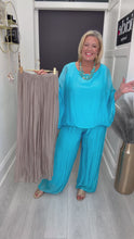 Load and play video in Gallery viewer, Eva trousers - 9 colours
