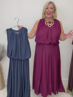 Load and play video in Gallery viewer, Freya dress
