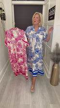 Load and play video in Gallery viewer, Safari dress - 5 colours
