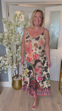 Load and play video in Gallery viewer, Jade dress
