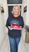 Load and play video in Gallery viewer, Leanne trainers
