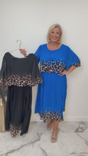 Load and play video in Gallery viewer, Kitty dress

