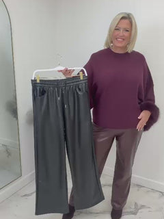 Load and play video in Gallery viewer, Briony Trousers
