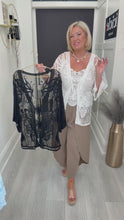 Load and play video in Gallery viewer, Stella cardigan - 6 colours
