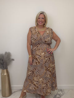 Load and play video in Gallery viewer, Ebony dress
