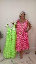 Load and play video in Gallery viewer, Tropic Dress
