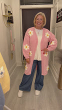Load and play video in Gallery viewer, Daisy cardigan - 3 colours, 2 sizes
