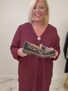 Load and play video in Gallery viewer, Beatrice loafers
