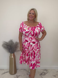 Load and play video in Gallery viewer, Angie dress
