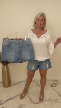 Load and play video in Gallery viewer, Glitzy shorts
