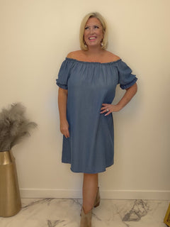 Load and play video in Gallery viewer, Billie dress
