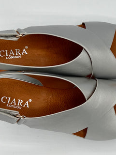 Load image into Gallery viewer, Clara wedges - silver
