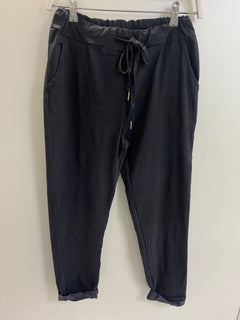 Load image into Gallery viewer, Scarlett magic trousers
