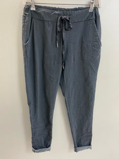 Load image into Gallery viewer, Scarlett magic trousers
