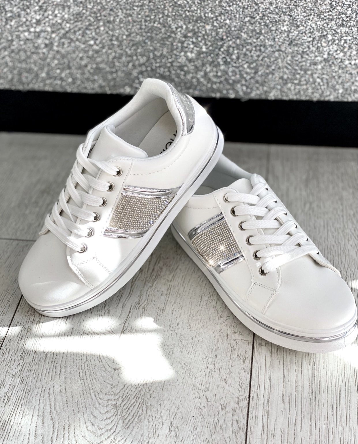 Carvela on sale jacuzzi trainers