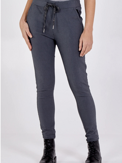 Load image into Gallery viewer, Scarlett magic trousers
