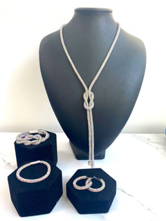 Load image into Gallery viewer, Crystal Necklace with Knot Detail
