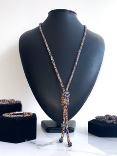 Load image into Gallery viewer, Crystal Necklace with Twist Detail
