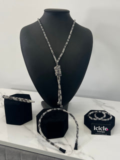 Load image into Gallery viewer, Crystal Necklace with Twist Detail
